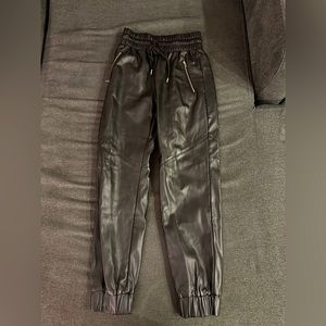 Tubed leather black pants, warm